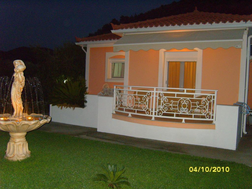 Elisabeth Villas Kerveli Camera foto